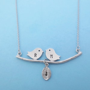 Personalizado, Carta, Inicial, Pájaros en una rama, Oro, Plata, Collar, Cumpleaños, Aniversario, Amistad, Mamá, Hermana, Regalo, Joyería