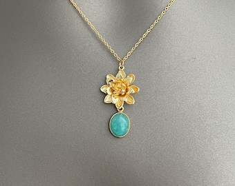 Amazoniet ketting met bloemhanger – vergulde aqua-edelsteen en bloemdessin | Fijne, op de natuur geïnspireerde sieraden | Cadeau voor haar, boho-chique stijl