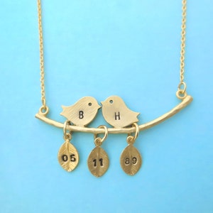 Personalizado, Carta, Inicial, Fecha, Pájaros en una rama, Oro, Plata, Collar, Personalizado, Estampado a mano, Iniciales, Fecha, Regalo, Joyería