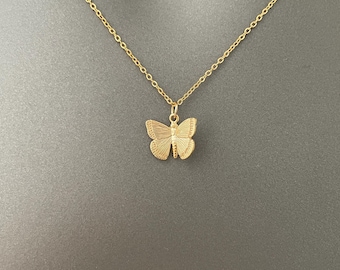 Detailed Butterfly Necklace, Gold/Silver Plated Butterfly Pendant Necklace, Dainty Nature Jewelry Gift for Her