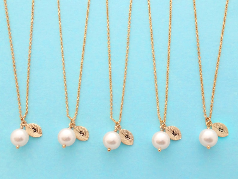 Set of 5-10, Personalized, Letter, Initial, 8mm, White, Pearl, Gold, Necklace, Sets, Wedding, Bridesmaid, Bridal, Flower girl, Gift, Jewelry image 2