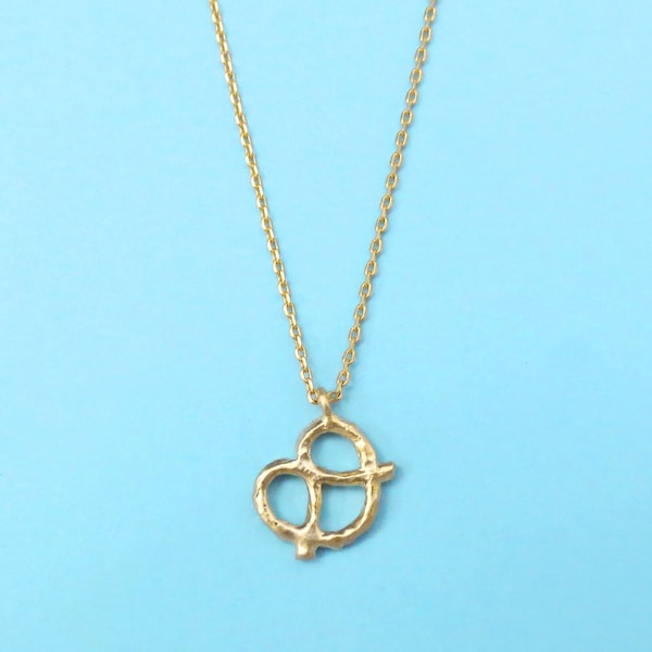 Collier de bretzel, collier en or, collier en argent, collier collation, cadeau pour un anniversaire, cadeau pour l'obtention du diplôme, cadeau pour elle