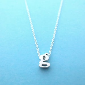 Collana in argento con iniziale personalizzata, Collana con iniziale minuscola, Collana con lettera piccola, Collana con ciondolo iniziale semplice, Gioielli personalizzati