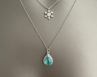 Gelaagde sneeuwvlokketting – op de winter geïnspireerde sieraden | Verzilverde aqua-druppelhanger | Sierlijke dubbellaagse ketting | Cadeau voor haar