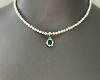 Collar de perlas Swarovski blancas de 4 mm con colgante de circonita cúbica plateada, elegante gargantilla de perlas con piedra morada, verde o negra, regalo para ella.