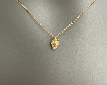 Strawberry Necklace Gold Plated – Cute Fruit Pendant, Dainty Summer Jewelry, Kawaii Gift for Her, Minimalist Berry Charm Necklace