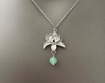 Lotus Flower Necklace with Jade Gemstone, Gold/Silver Plated Floral Pendant, Green Jade Necklace, Botanical Jewelry Gift for Her