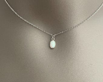 Silver Opal Necklace – Minimalist Oval Pendant | Dainty Silver Jewelry | Everyday Gift for Her | October Birthstone Necklace