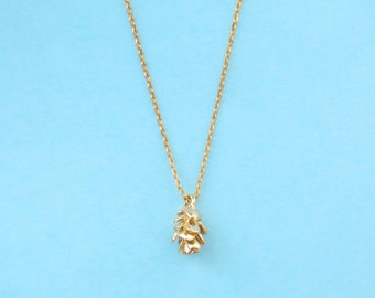 Tiny, Pine cone, Gold, Silver, Necklace, Pinecone, Necklace, Minimal, Dainty, Jewelry, Birthday, Friendship, Mom, Sister, Gift, Jewelry