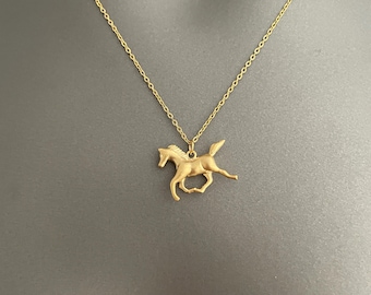Ketting rennend paard – vergulde hanger galopperen paard | Paardensportsieraden | Cadeau paardenliefhebber | Westerse minimalistische ketting