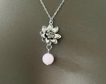 Ketting lotus rozenkwarts – goud/zilver vergulde bloem hanger sieraden | Sierlijke lotusketting | Roze edelsteencadeau, bloemen natuursieraden