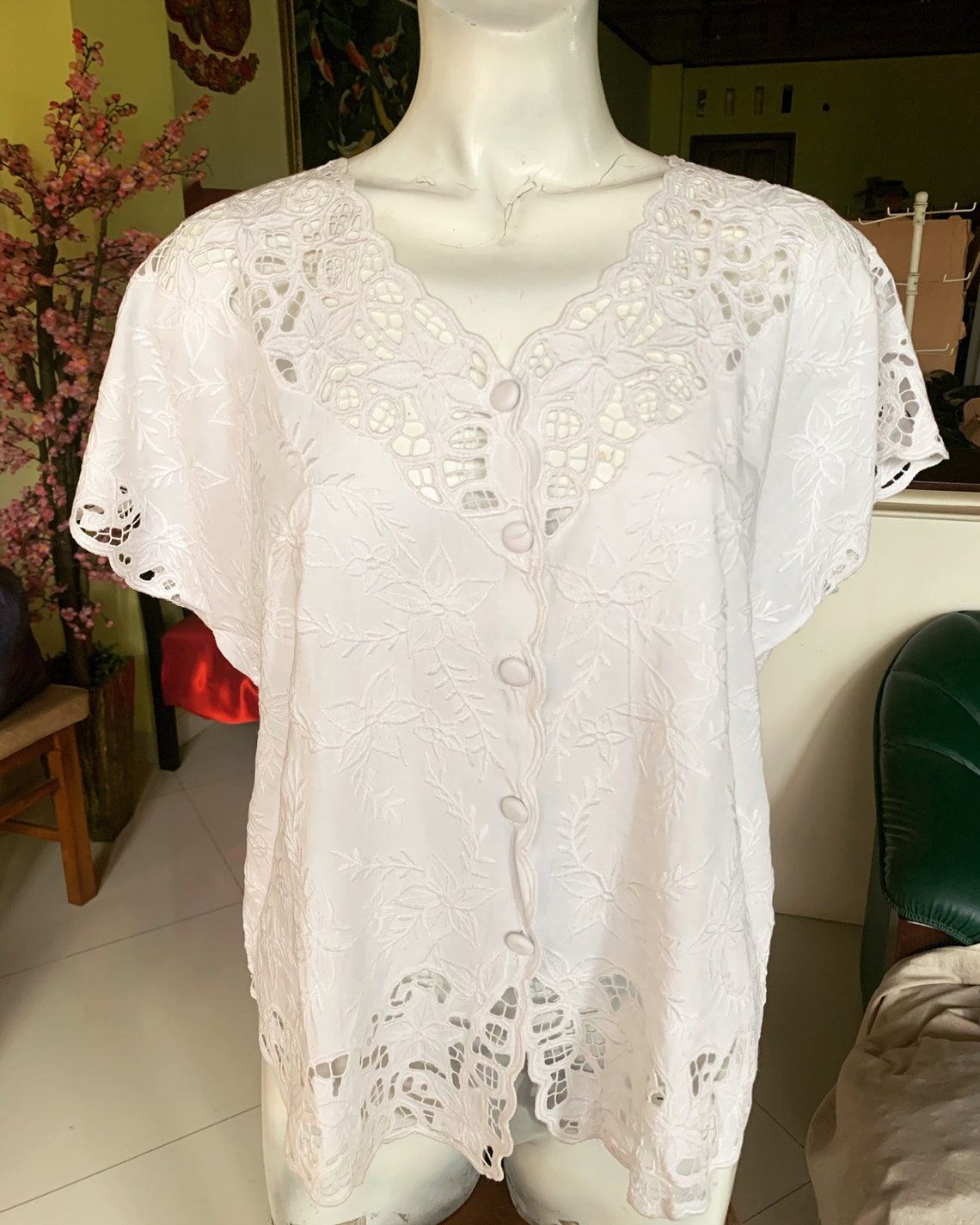 Embroidery blouses Bali cutwork plus size top | Etsy