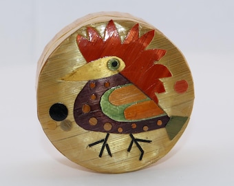 Vintage Straw Marquetry Bird Trinket Box – Colorful Folk Art Design – Mid-Century Handcrafted Round Box