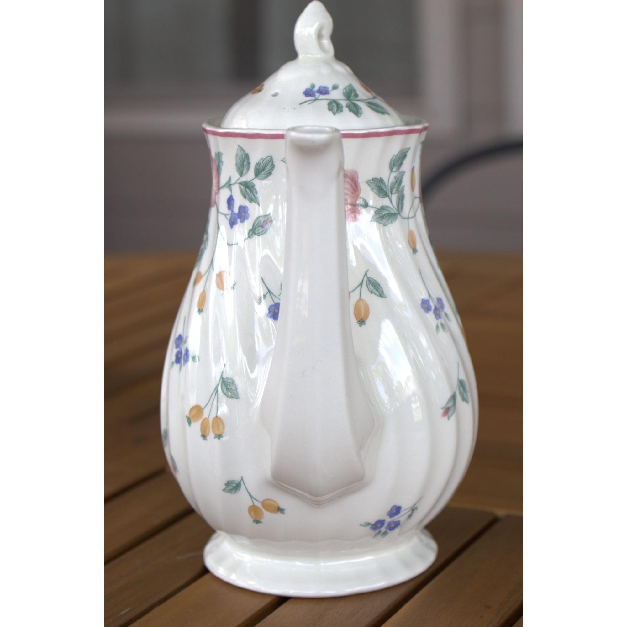 m*a様 ジョリーフルール　teacupクラシカルフラワー ぽってりボストン　ピ Vintage Briar Rose Churchill Staffordshire England Floral Teapot 9
