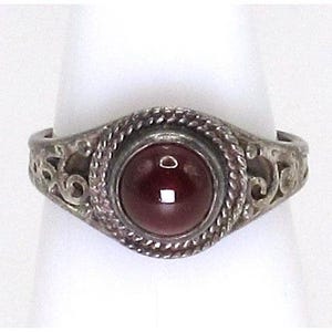 Vintage Sterling Silver Ring With Red Garnet Stone Intricate Filigree Design