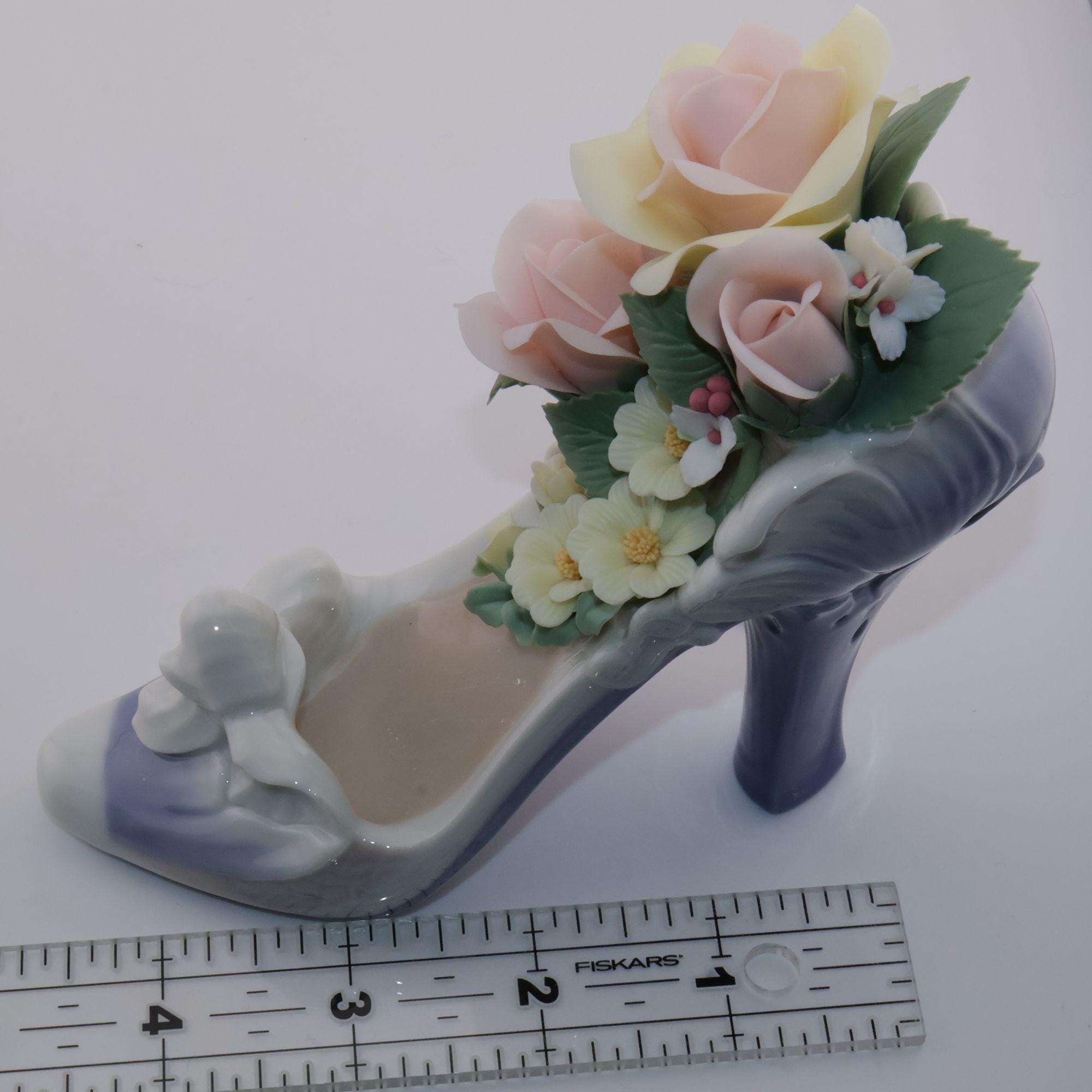 Lladró Stepping Into Spring 06776 Porcelain Shoe With Flowers