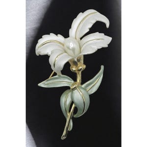 Vintage Gold Tone White Orchid Flower Brooch Teardrop Faux Pearl & Enamel 4"