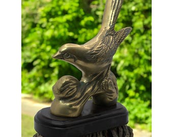 Vintage Brass Bird Sculpture on Black Base, Mid-Century Perched Bird Figurine, Retro Home Decor