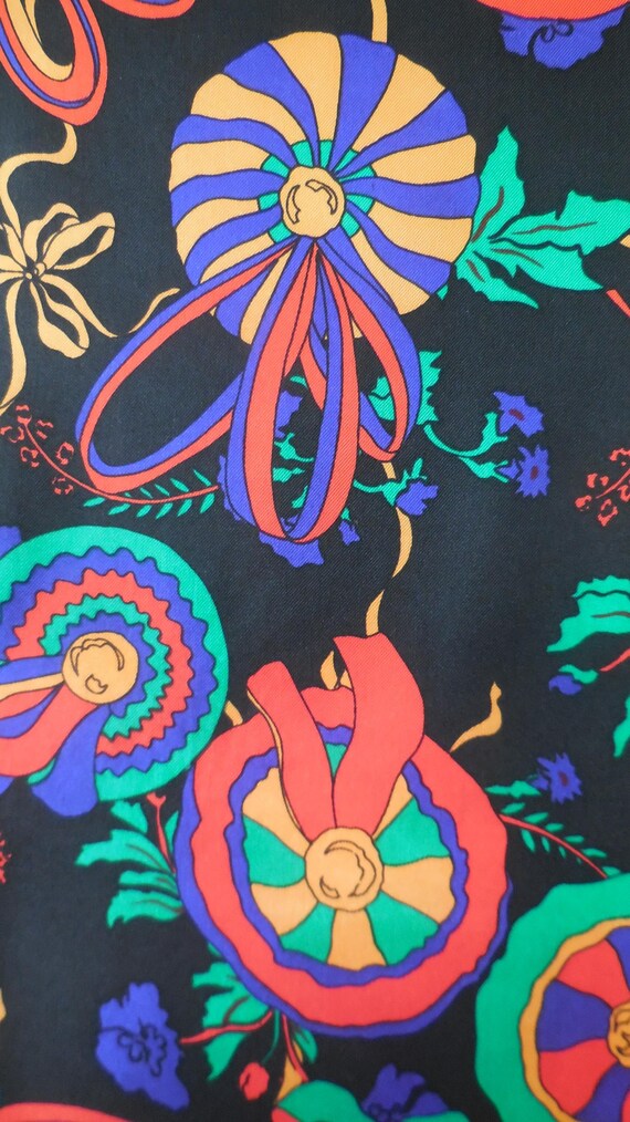 Foulard Vintage En Soie Cernobbio - 90x90 Cm, Couleur Vert, Très Bon état, Accessoire élégant