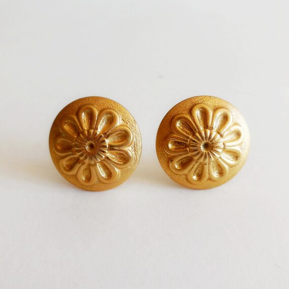 Chanel Vintage Boucles d'oreilles à clips en or CC Symbol sur