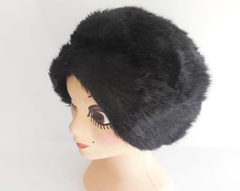 Chapeau vintage femme - Fausse fourrure - 55/56 France