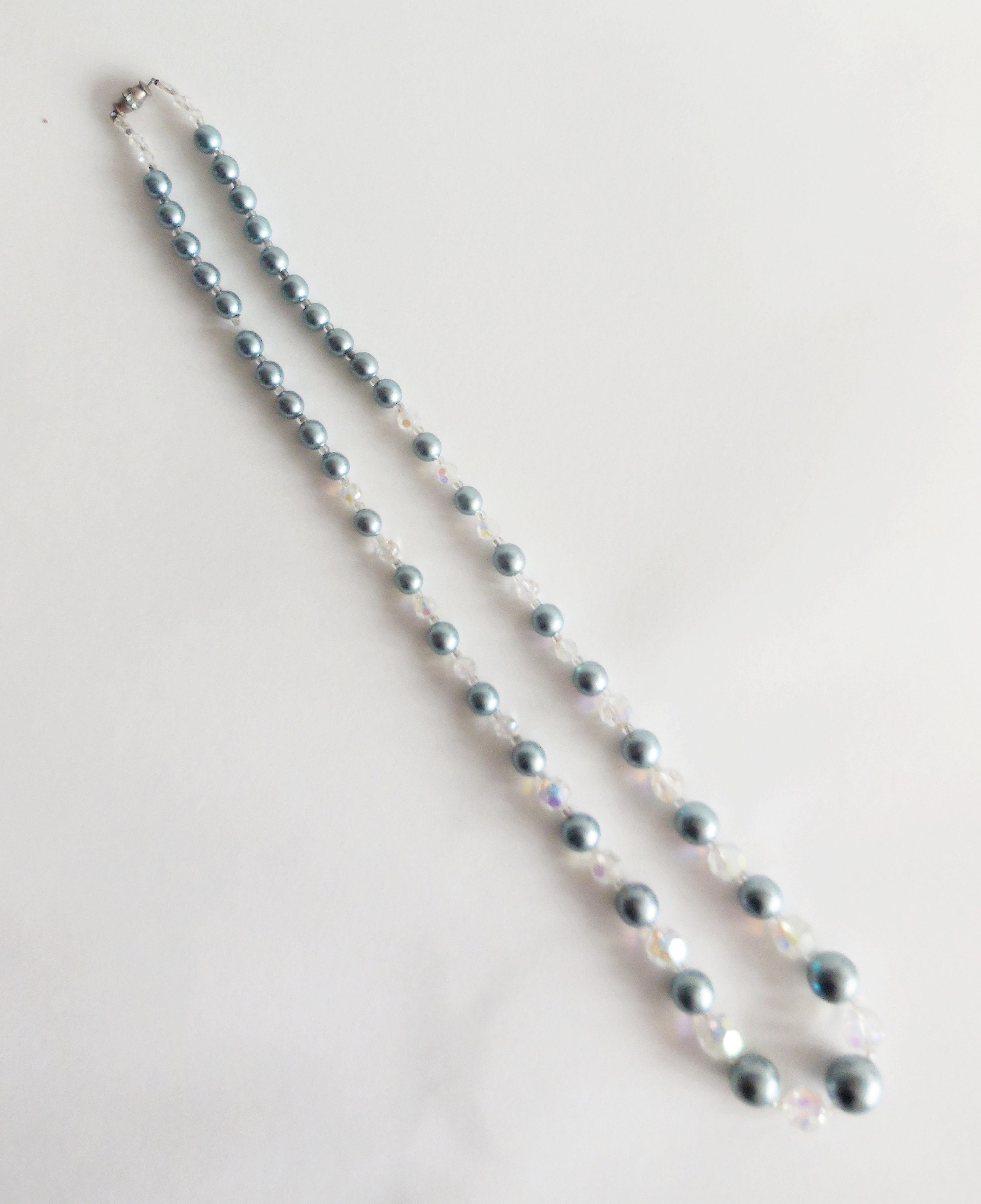 Collier Ancien Perles De Verre Bleu Opaline - Taille Variable - Vintage