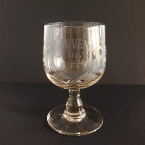 Verre ancien, gravé - 19 ème siècle