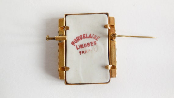 Broche Vintage En Porcelaine De Limoges - Diamètre 5 Cm - Blanc - Bon état - Bijou Ancien