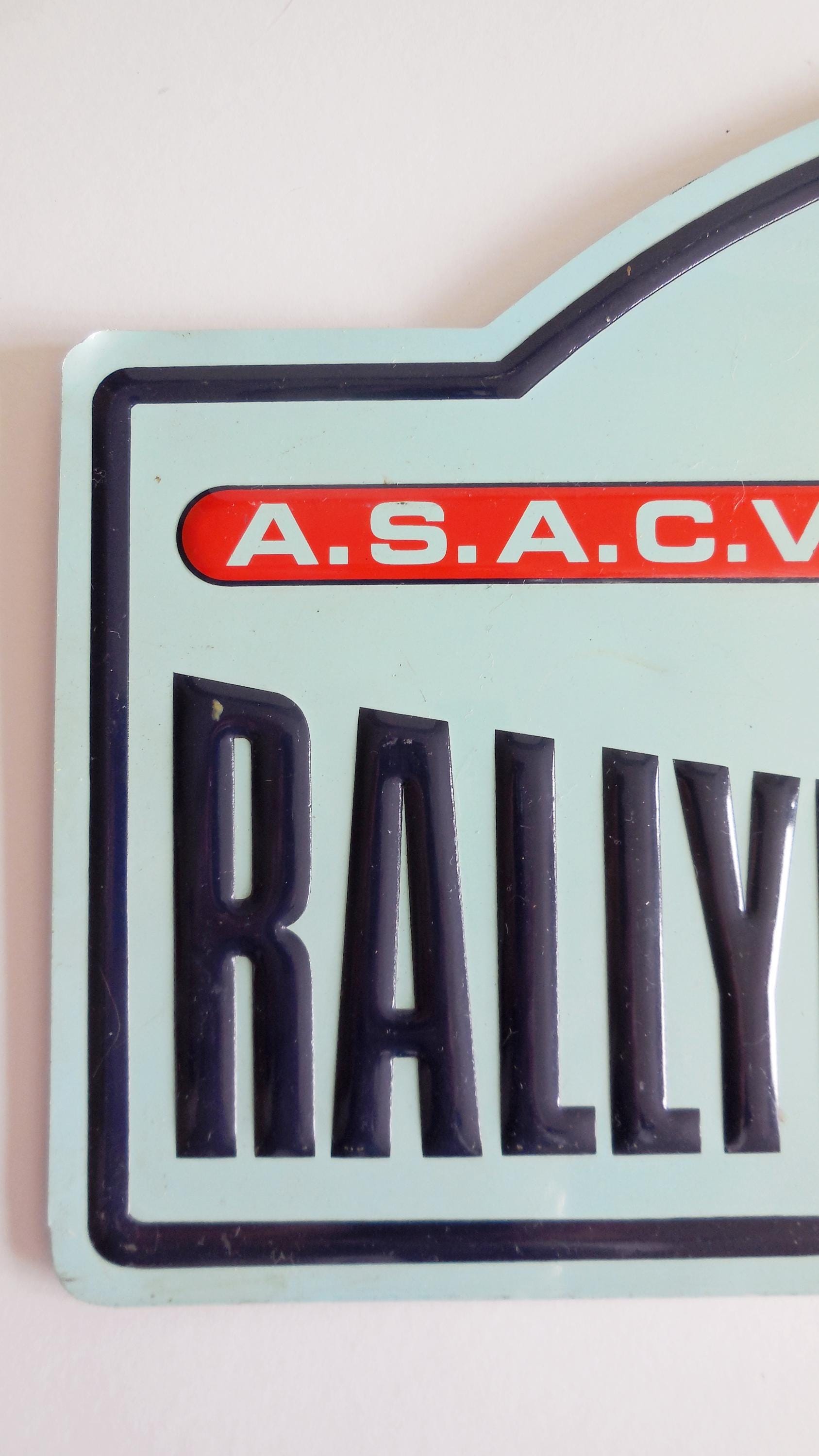 Plaque émaillée Rallye du Var Sainte Maxime 1985
