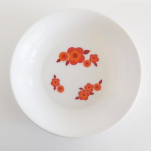 Plat Arcopal, Lotus - Années 70