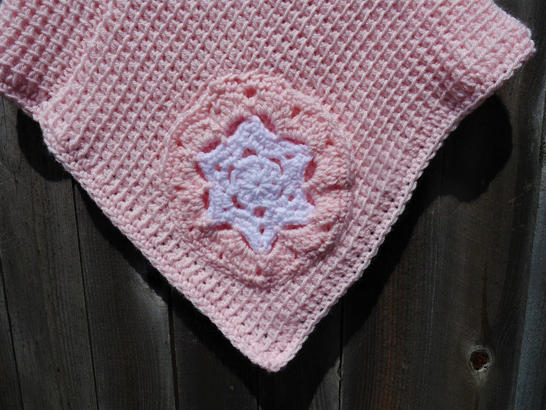 Child Toddler Tunisian Crochet Snowflake Granny Square Pocket PONCHO Pink Snowflake