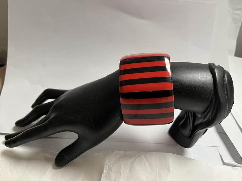 Marion Godart stretch bracelet , French design, famous, red & black polyresin image 8