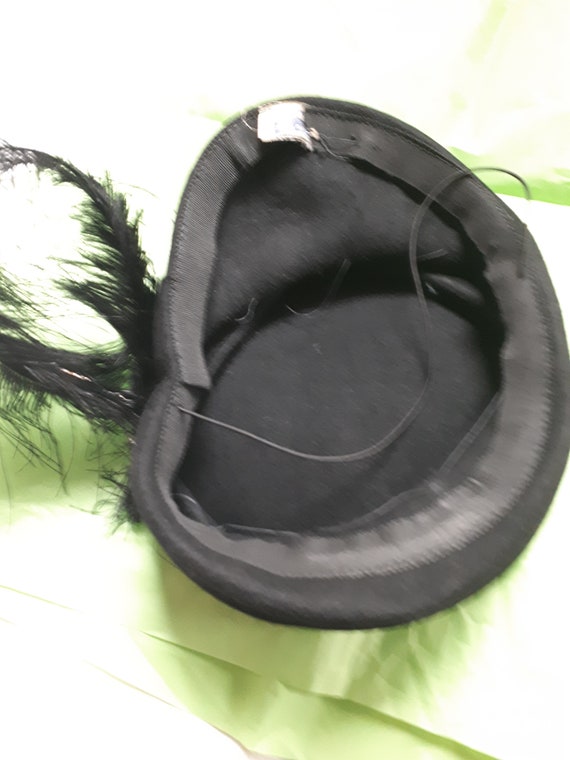 Vintage forties hat, black wool felt, cap with fe… - image 7