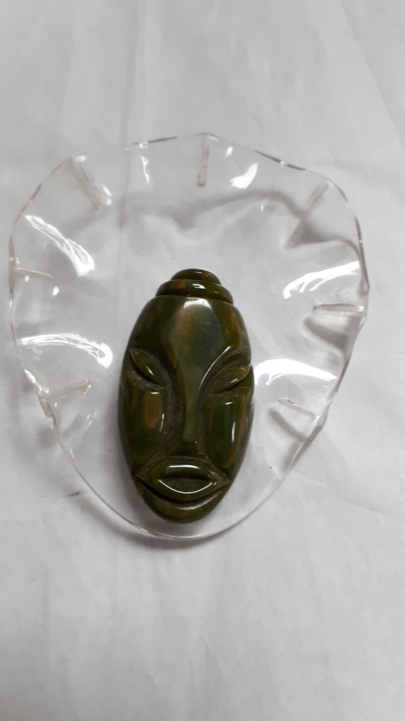 ELZAC bonnet-head brooch, green marbled bakelite a