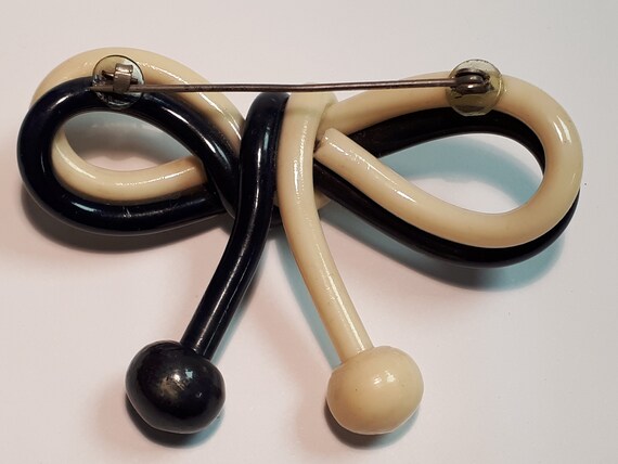 BOWS three vintage acrylic celluloid bow brooches… - image 9