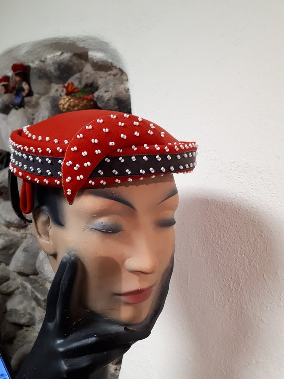Vintage Peck and Peck Hat s-l400.jpg main image 2
