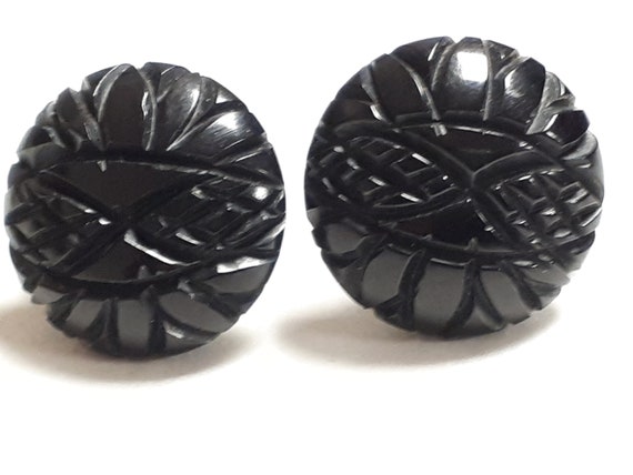 BLACK BAKELITE screwback earrings, deeply carved,… - image 3