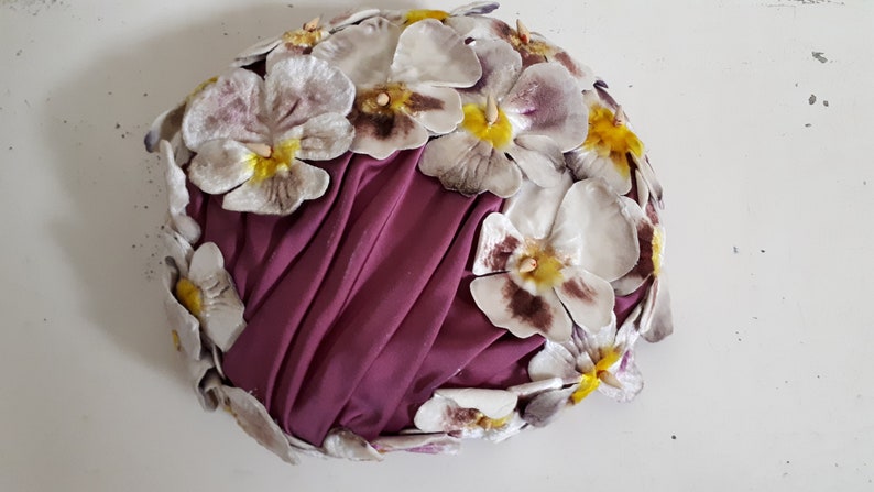 ELSA SCHIAPARELLI hat, velvet pansies, lots of pansies, mauve, purple, cream, magenta image 8