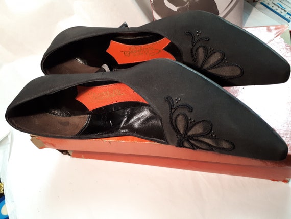 Elsa Schiaparelli stiletto shoes, authentic fifti… - image 8