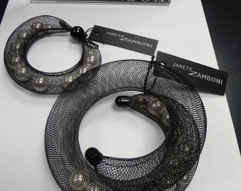 JANETE ZAMBONI necklace ARROBA black mesh tube with resin pearls famous design