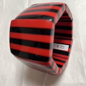 Marion Godart stretch bracelet , French design, famous, red & black polyresin image 3
