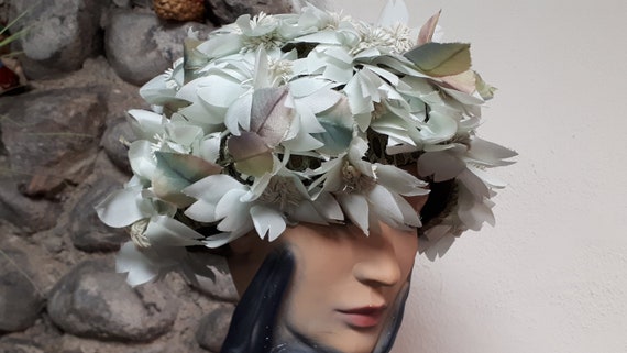 ELSA SCHIAPARELLI Vintage Hat, Haute Couture, Fifties, White  display picture 2