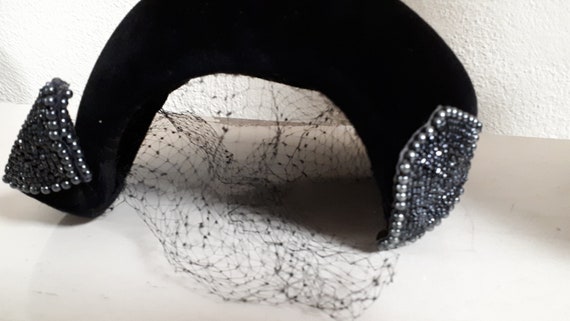 ELSA SCHIAPARELLI vintage cocktail hat, black sil… - image 4