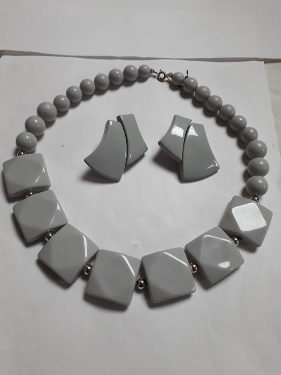 Vintage Lucite Necklace and Earrings 