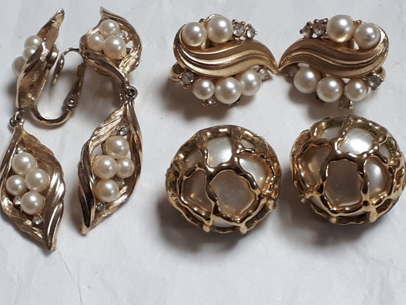 3 Pair TRIFARI PEARL earrings, clipons, goldtone,