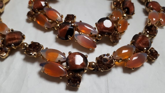 ELSA SCHIAPARELLI necklace & bracelet, peach givr… - image 1