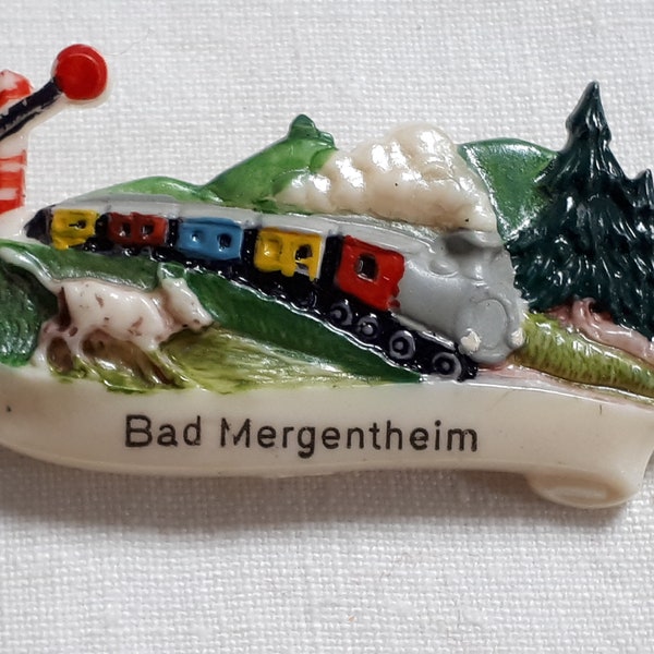 Bad Mergentheim - Vintage Original Celluloid Brosche aus den 1930er Jahren, Lederhosen, Oktoberfest