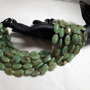 Necklace, jade shades, green speckled, Italian couture, STYLISH, famous designer ANGELA CAPUTI from Italy