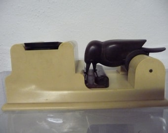 BAKELITE  tidy * typical table toy of the 40s * perfect condition * Kookaburra *