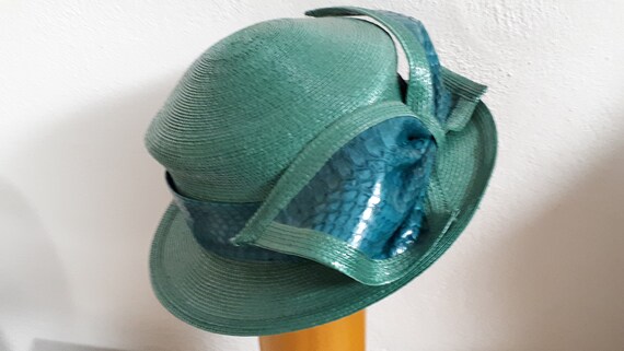 De Lora vintage hat, New York, fifties, green syn… - image 1